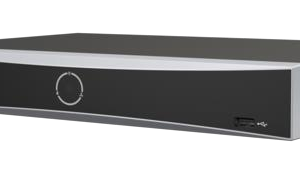 DS-7604NXI-K1/ALARM4+1.ProSeries Nvr Acusense 4 canali IP 40Mbps
